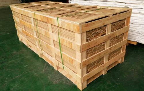 Heavy-duty wooden crates for large volume aluminium profile exports from Turkey