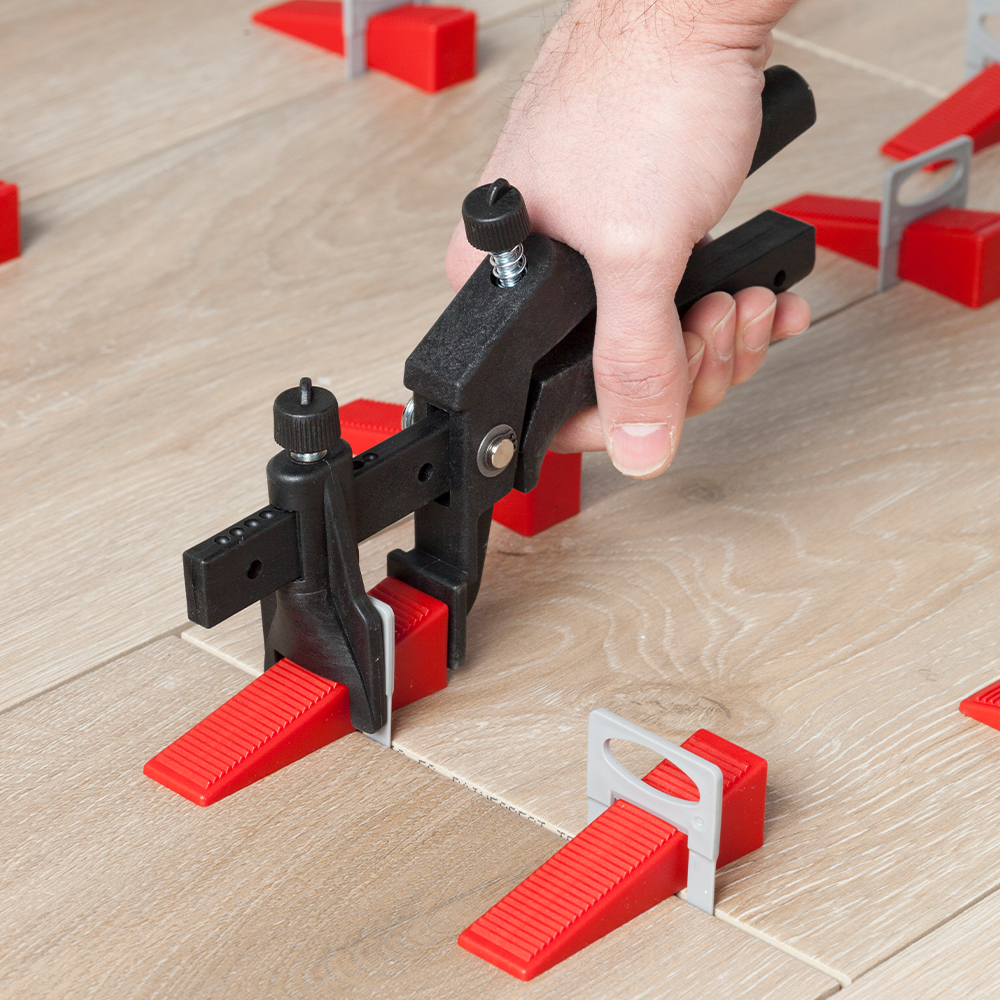 Tile leveling metal plier