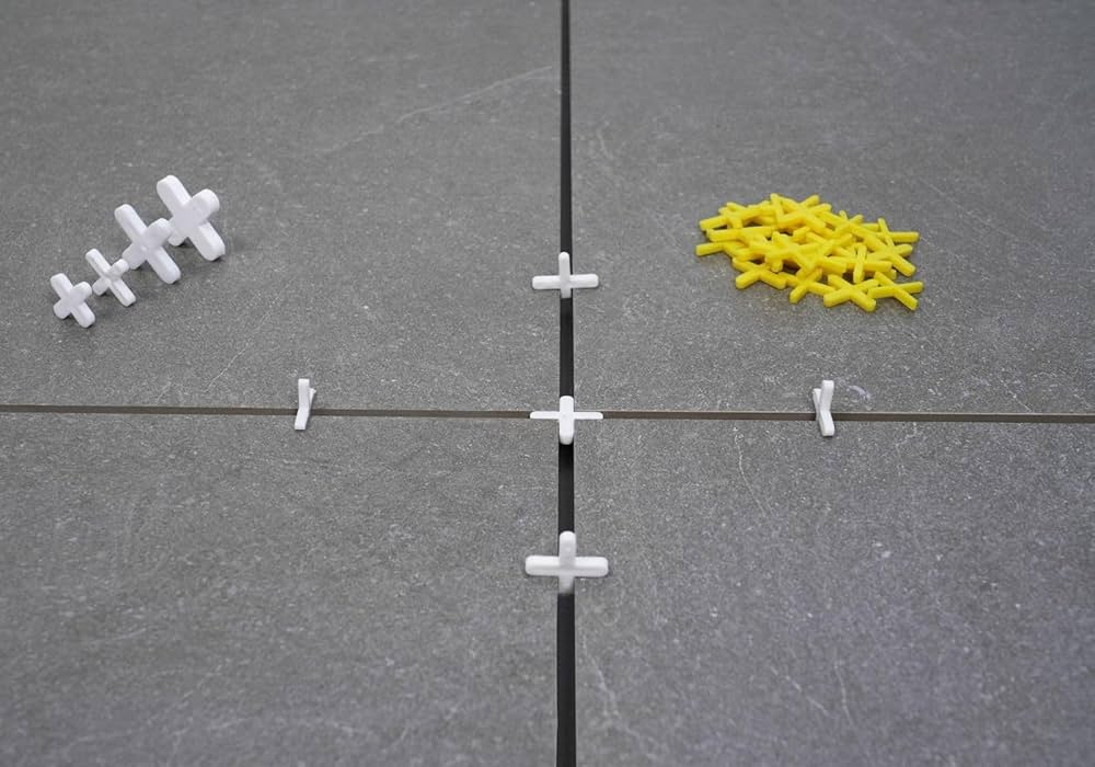 Cross spacer close-up