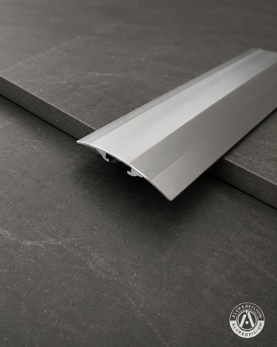 Aluminum threshold profile for flooring height difference transitions